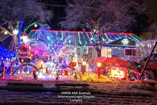 Guide to Holiday Lights Display 2020 | Sherwood Light Display at 20656 44A Avenue | Langley, B.C.